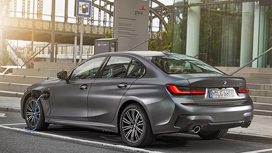 BMW 330e M Sport — 330e M Sport