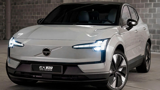 Volvo EX30 Single Motor E60 — Plus | Ultra (E60)