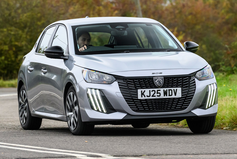Peugeot E-208 GT